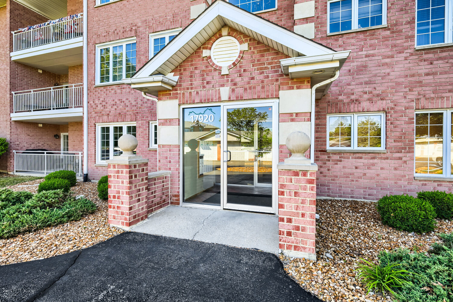 17920 Settlers Pond Way #3A, Orland Park, IL 60467
