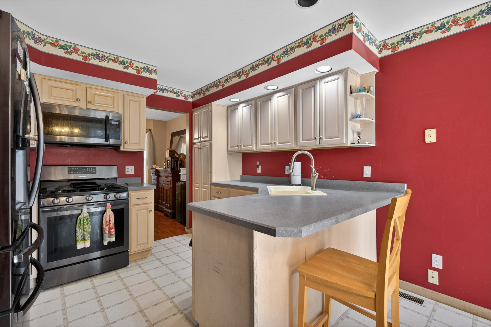 817 Adrienne Avenue, Ottawa, IL 61350
