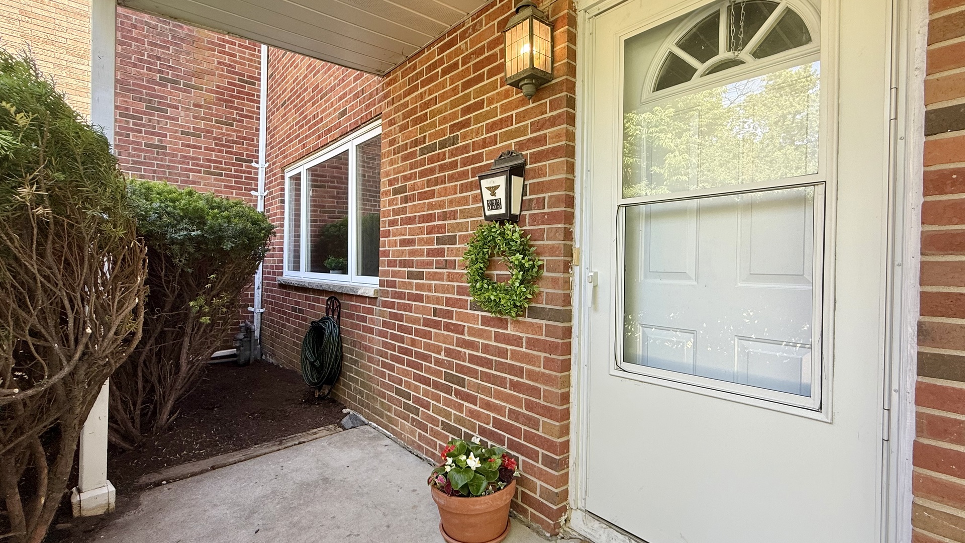 333 CHERRY VALLEY Road, Vernon Hills, IL 60061
