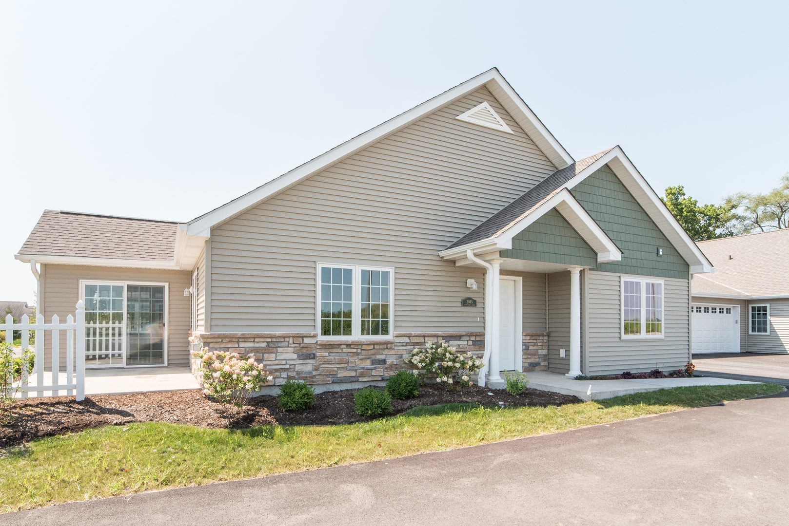 2045 Somerset Lane #2045, Sycamore, IL 60178