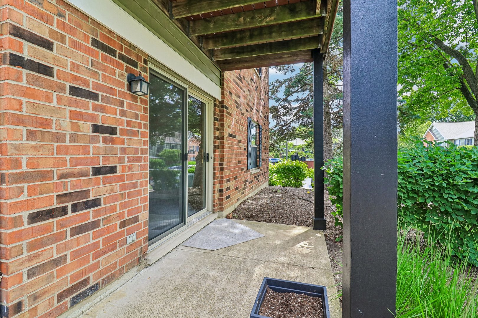 1336 McDowell Road #104, Naperville, IL 60563