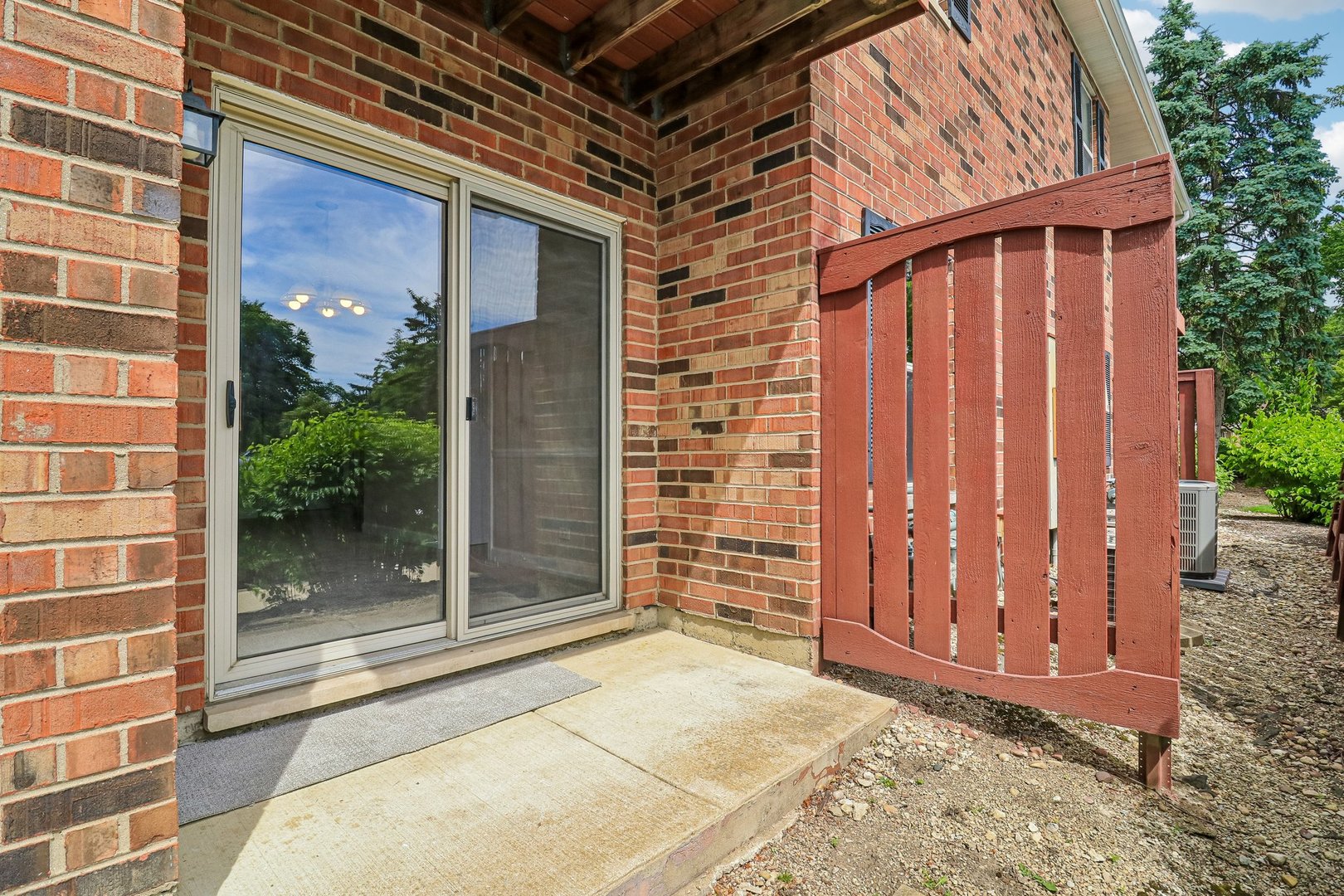 1336 McDowell Road #104, Naperville, IL 60563