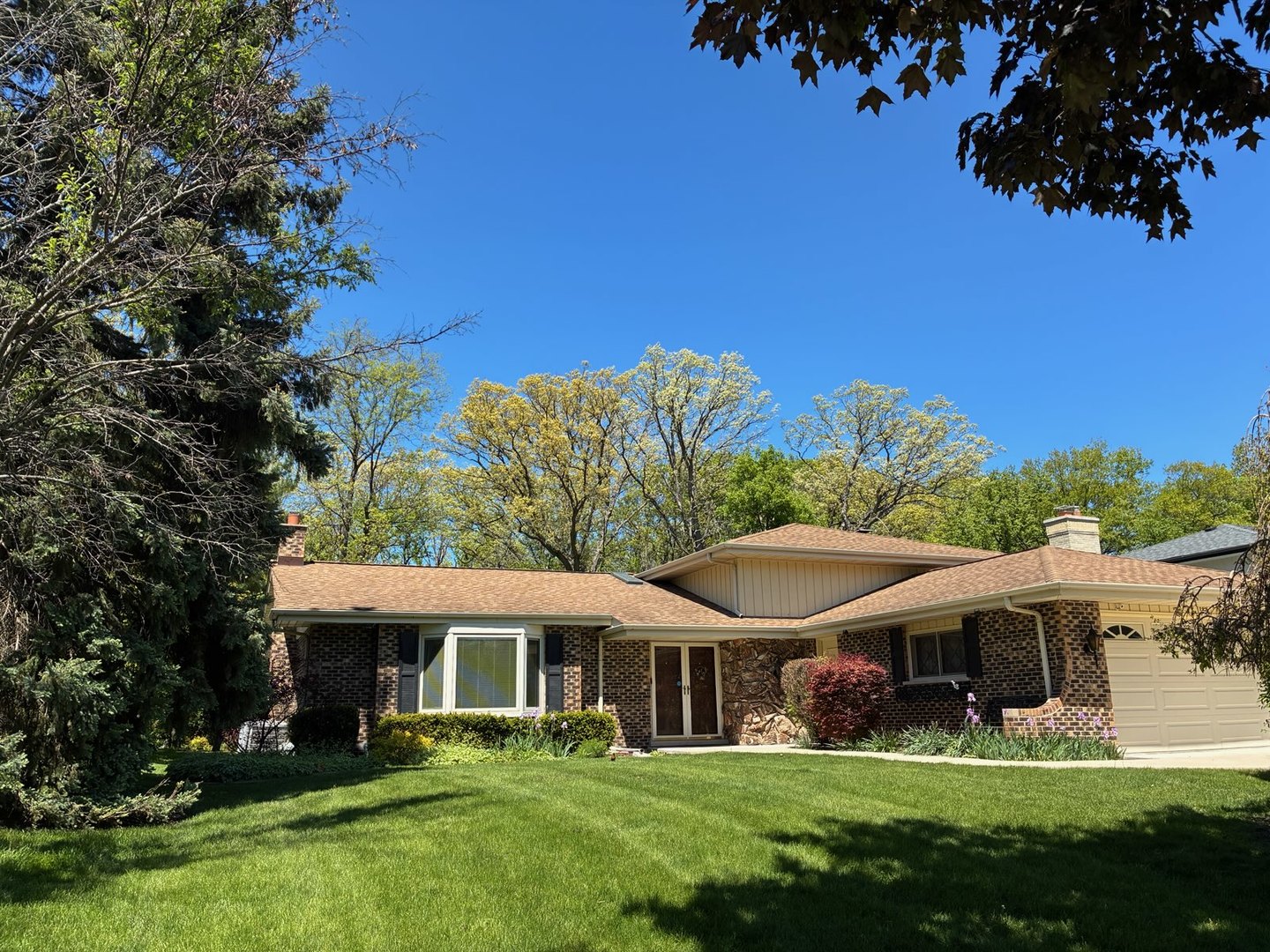 387 Woodlane Court, Wood Dale, IL 60191