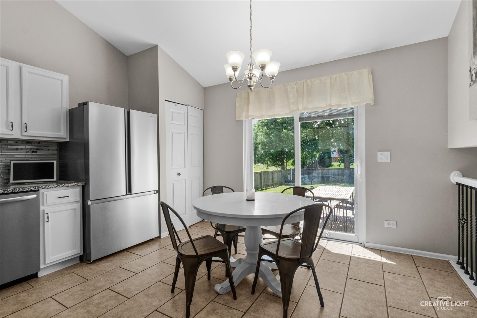 320 Daffodil Drive, Romeoville, IL 60446