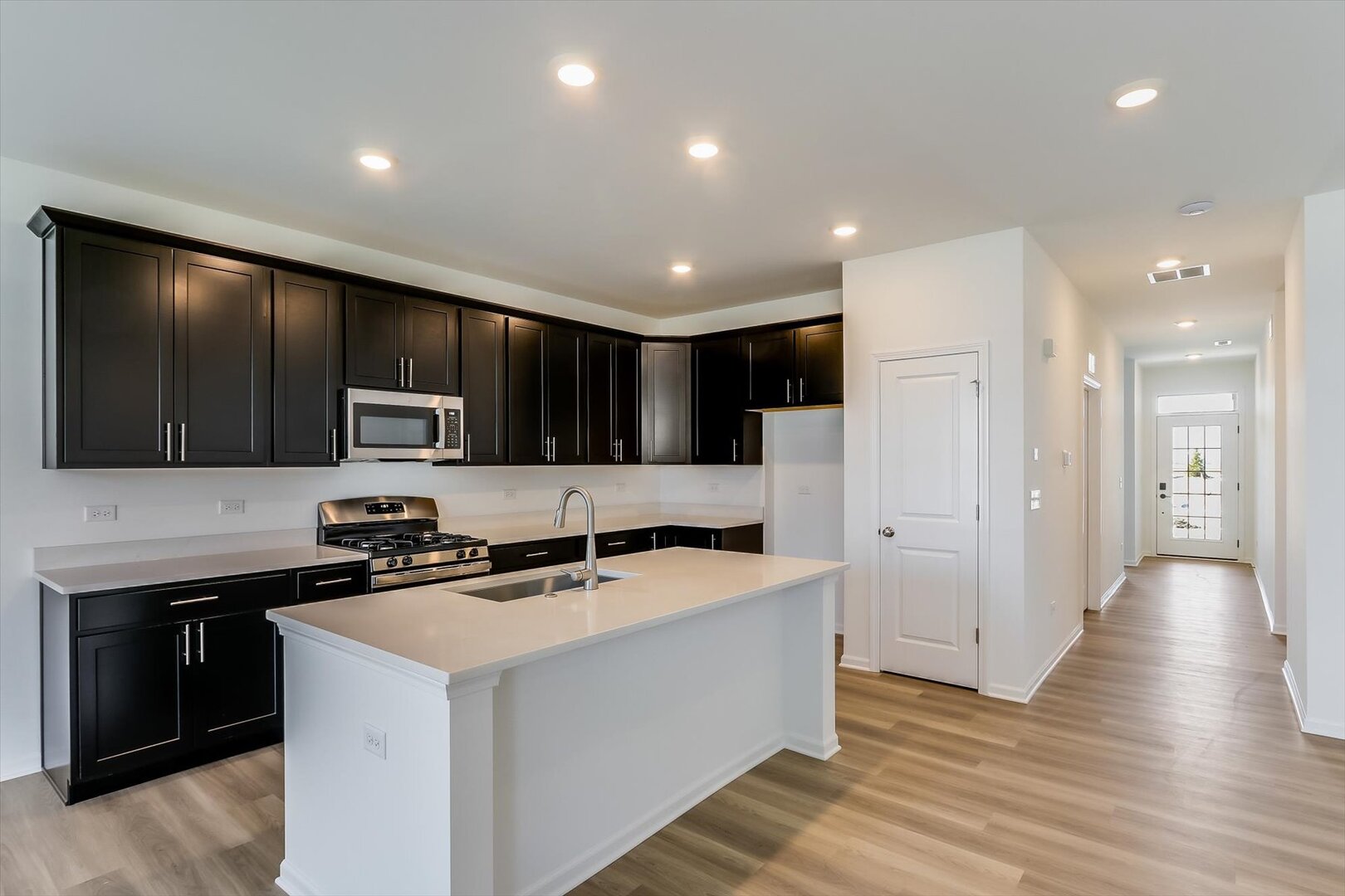 25521 W Alabaster Circle, Plainfield, IL 60544