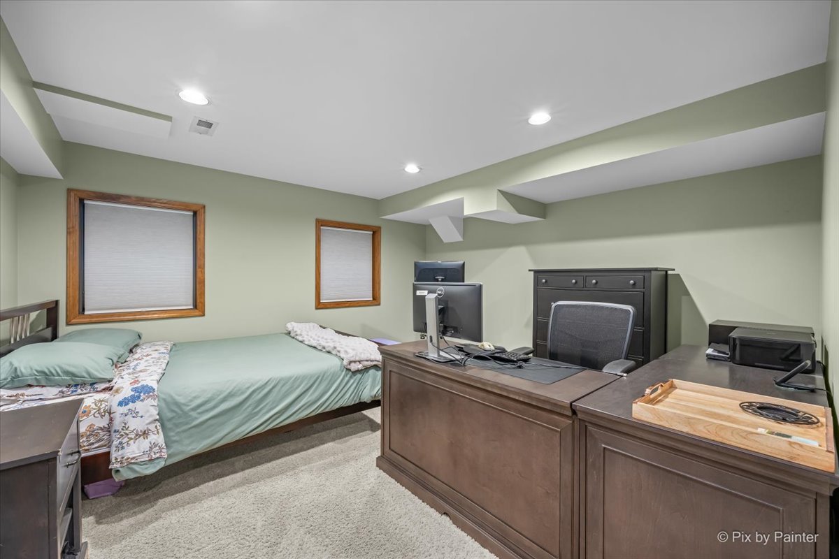 53 Breckenridge Drive, Aurora, IL 60504