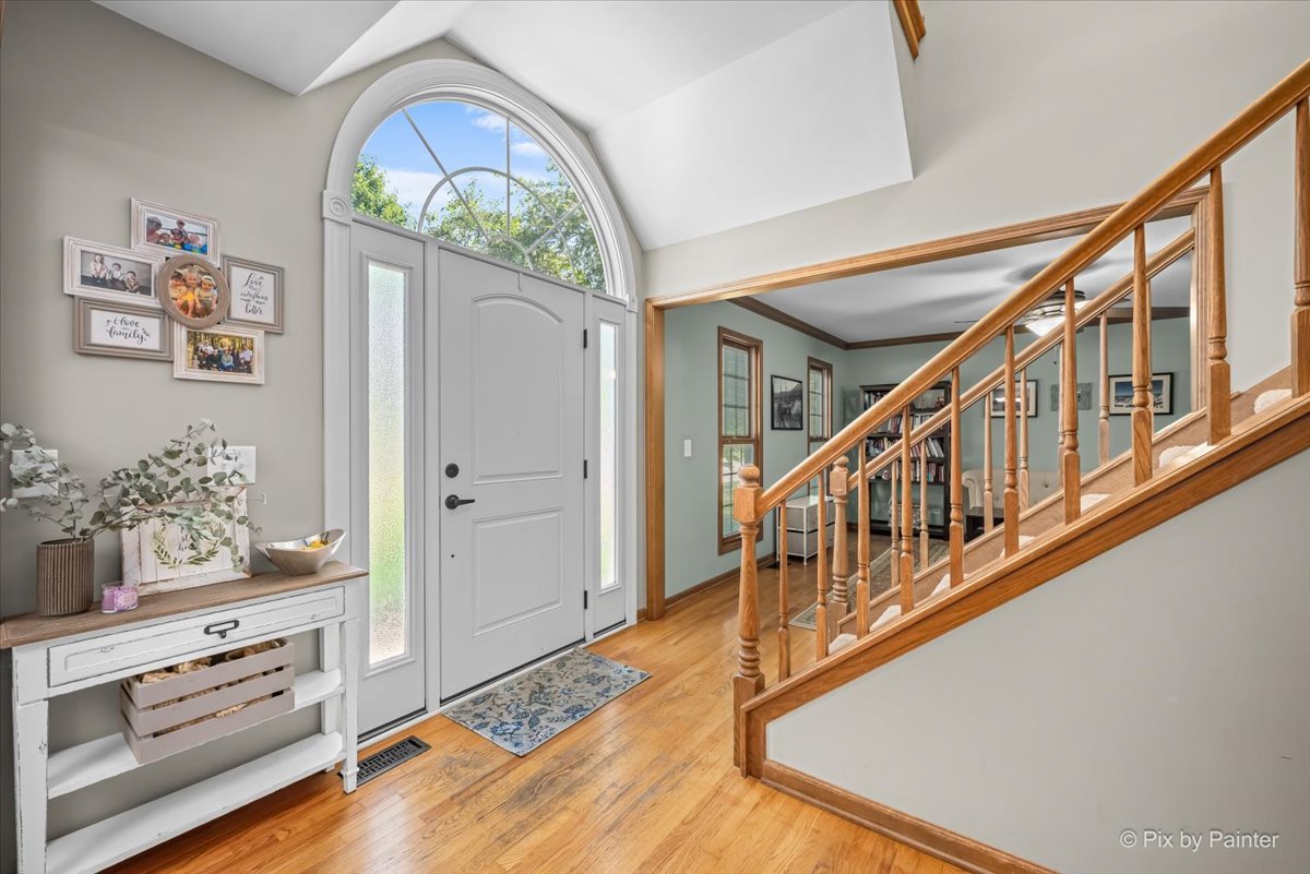 53 Breckenridge Drive, Aurora, IL 60504