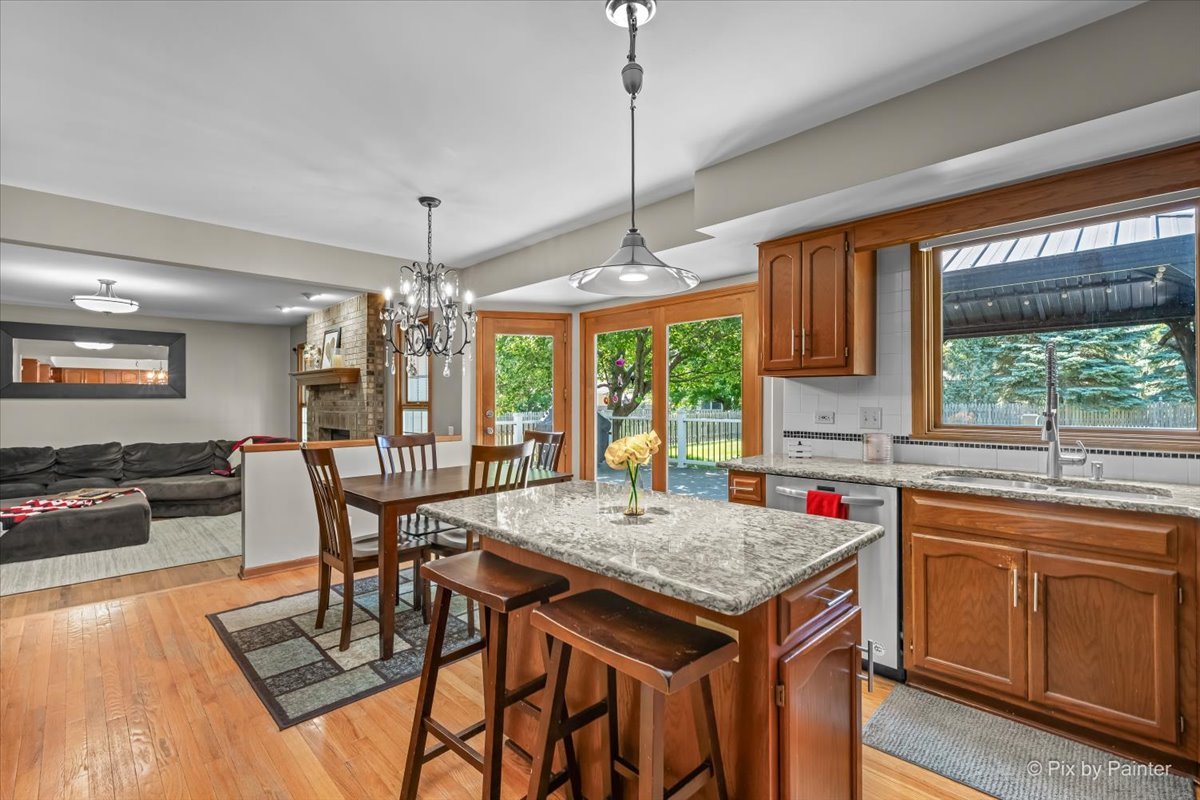 53 Breckenridge Drive, Aurora, IL 60504