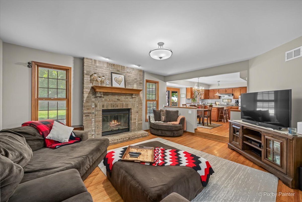 53 Breckenridge Drive, Aurora, IL 60504