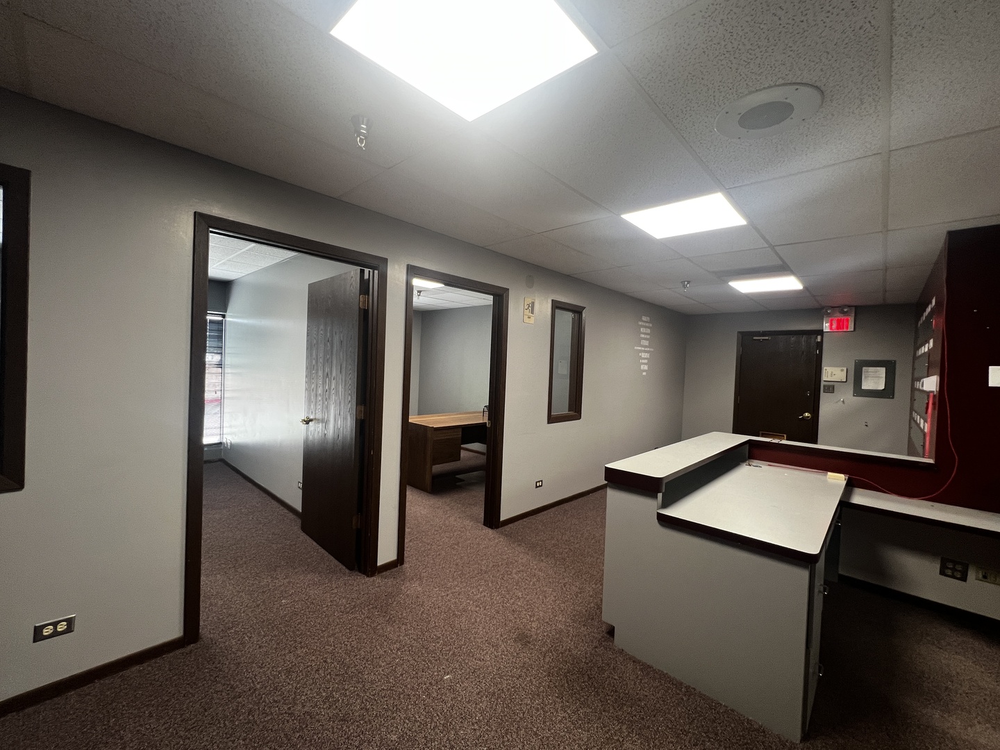 9944 S ROBERTS Road #208, Palos Hills, IL 60465