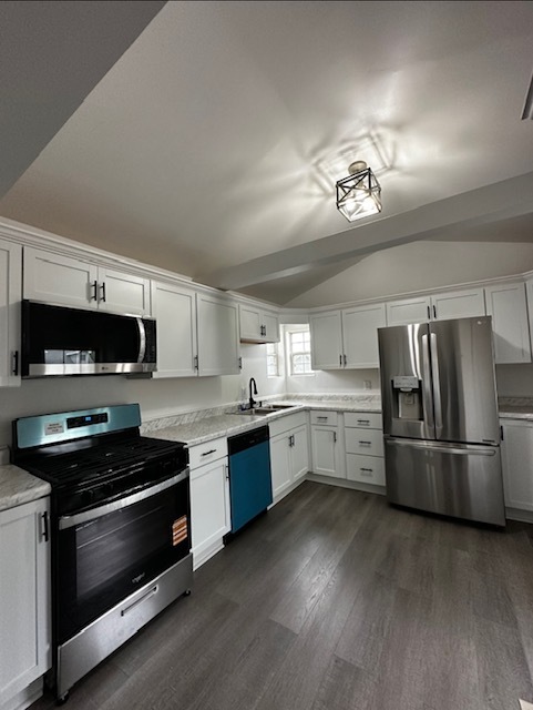 110 N Robert Drive, Godley, IL 60407