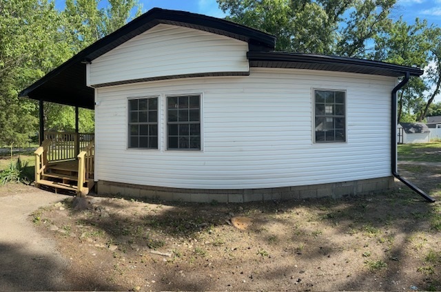 110 N Robert Drive, Godley, IL 60407