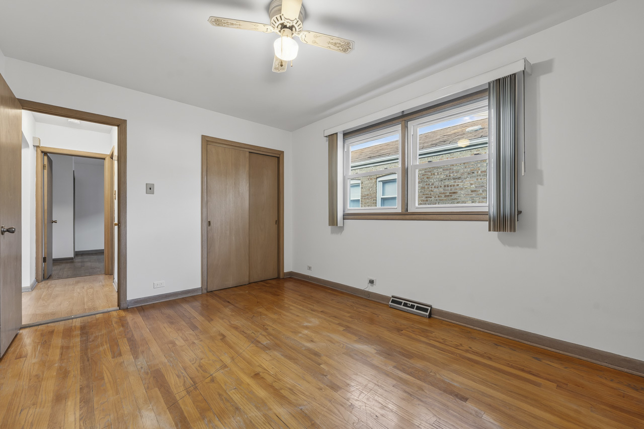4618 W 87th Street, Chicago, IL 60652