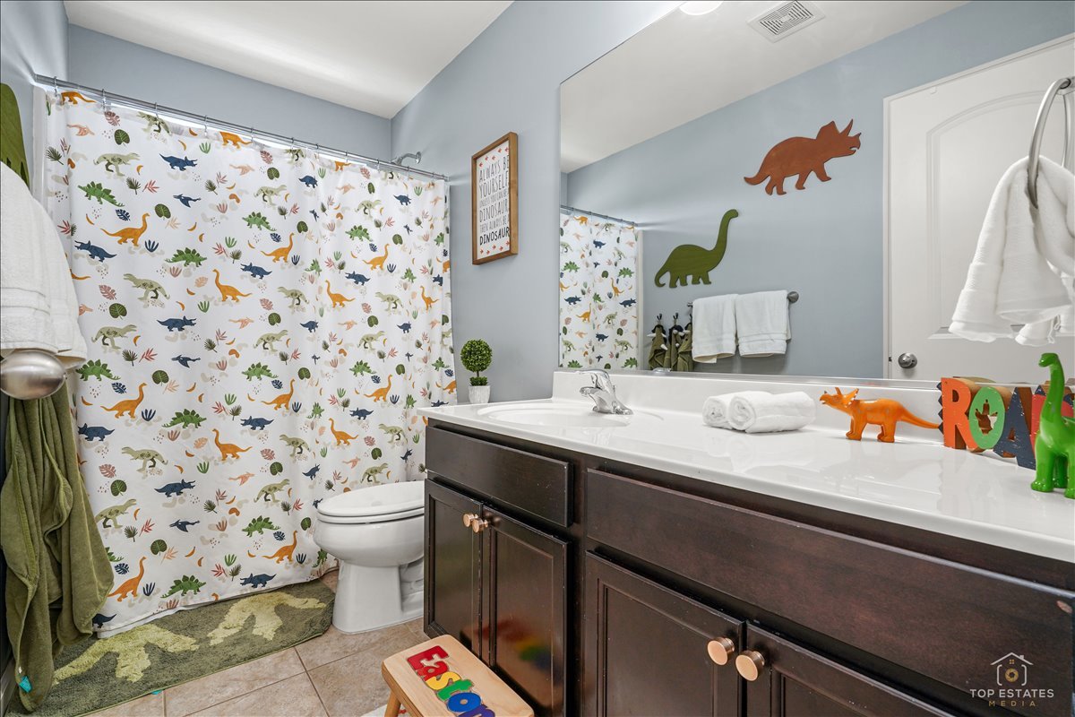 1140 Independence Avenue, Elburn, IL 60119