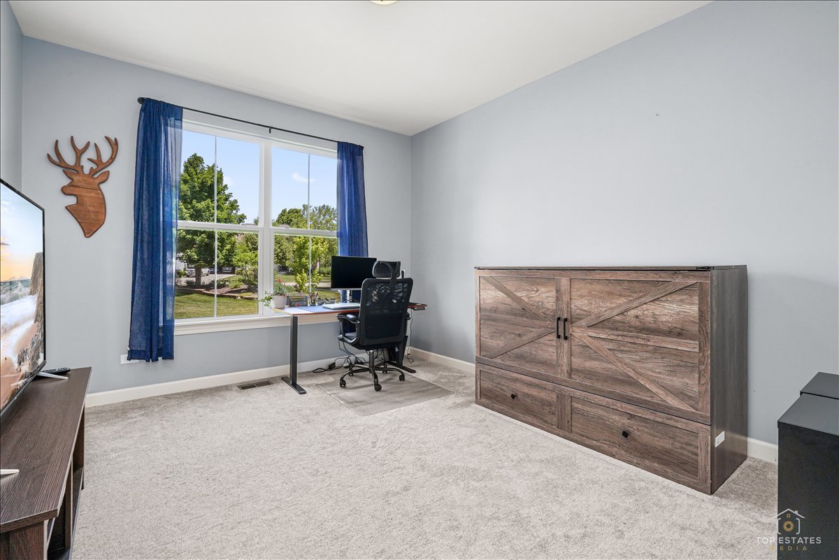 1140 Independence Avenue, Elburn, IL 60119