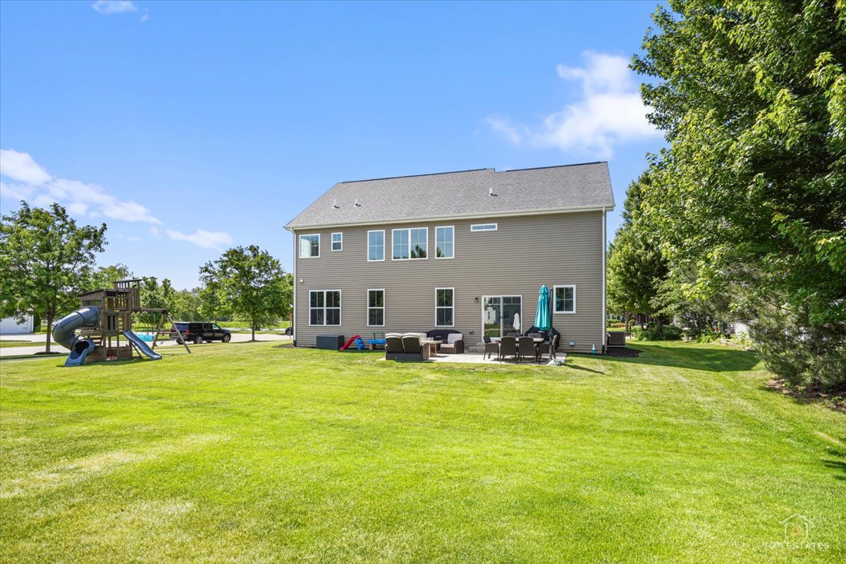 1140 Independence Avenue, Elburn, IL 60119