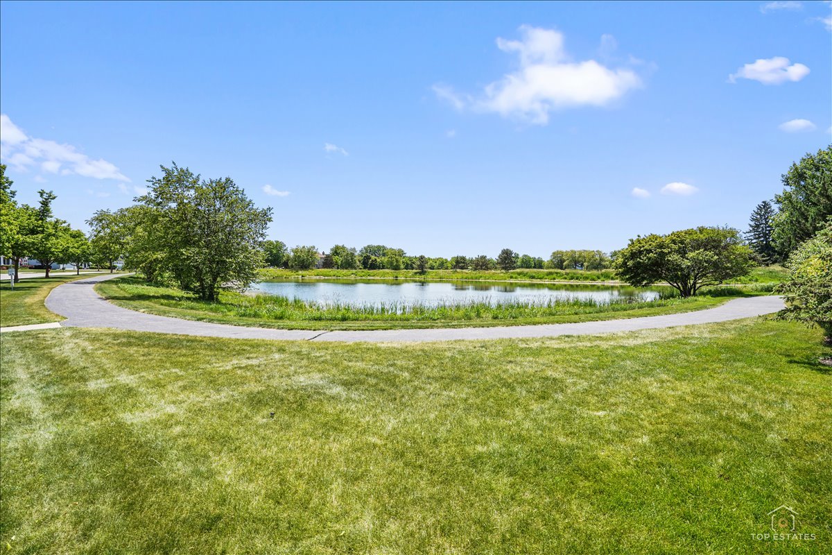 1140 Independence Avenue, Elburn, IL 60119
