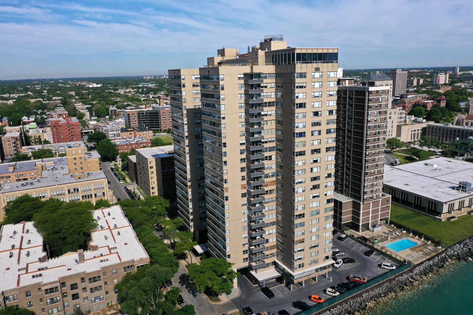 6301 N Sheridan Road #18E, Chicago, IL 60660
