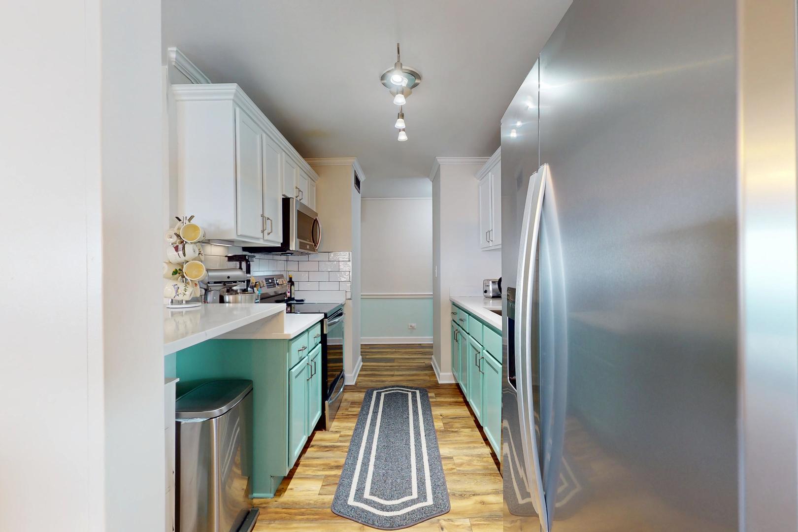 6301 N Sheridan Road #18E, Chicago, IL 60660