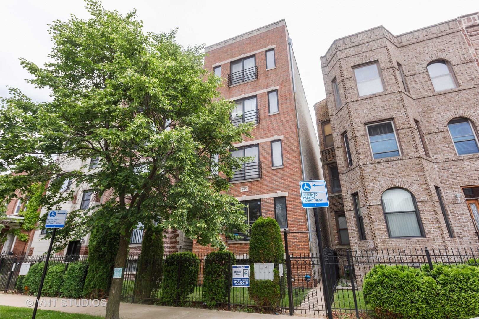 4815 S Champlain Avenue #2, Chicago, IL 60615