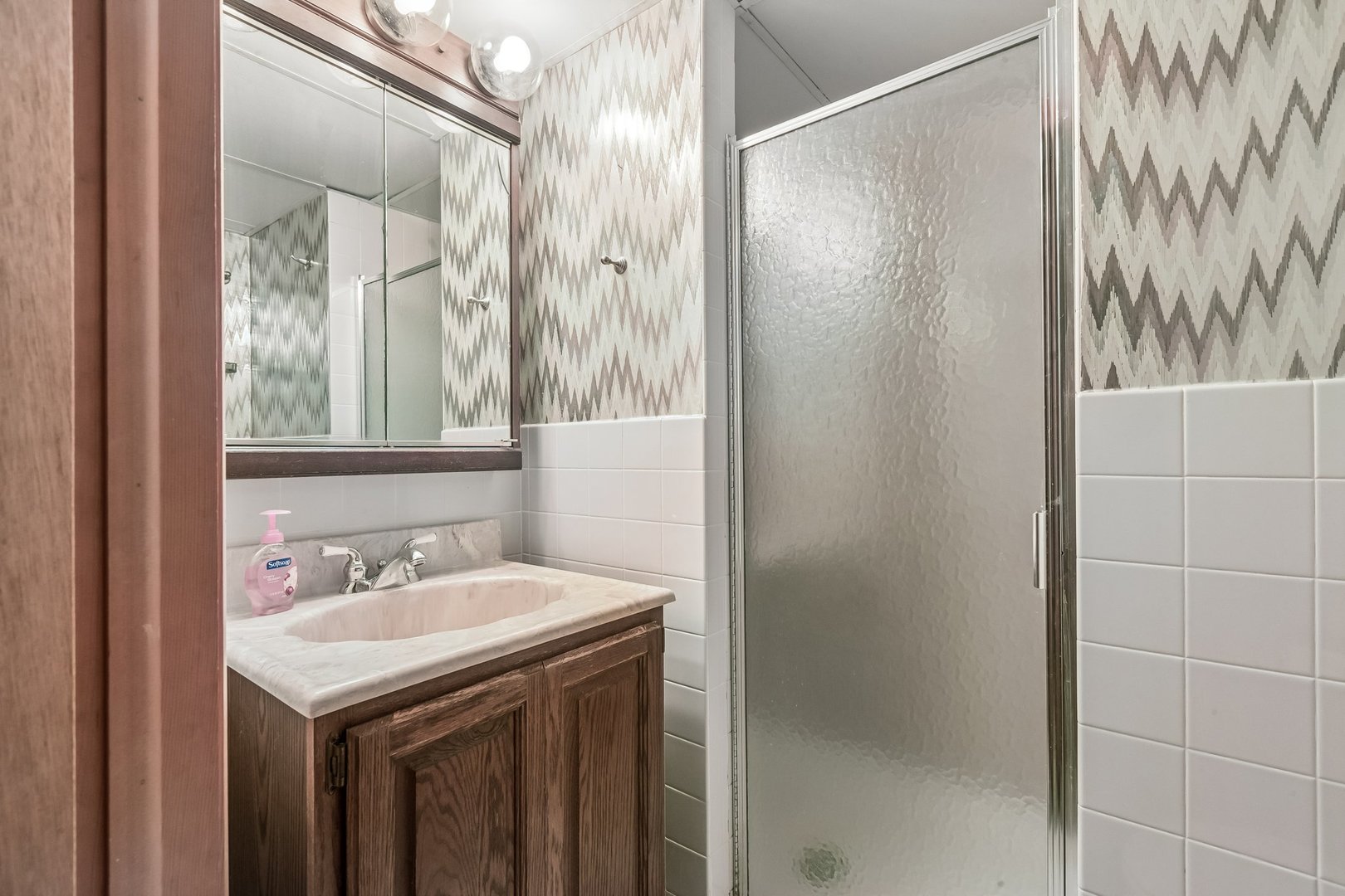 220 Voltz Road, Northbrook, IL 60062