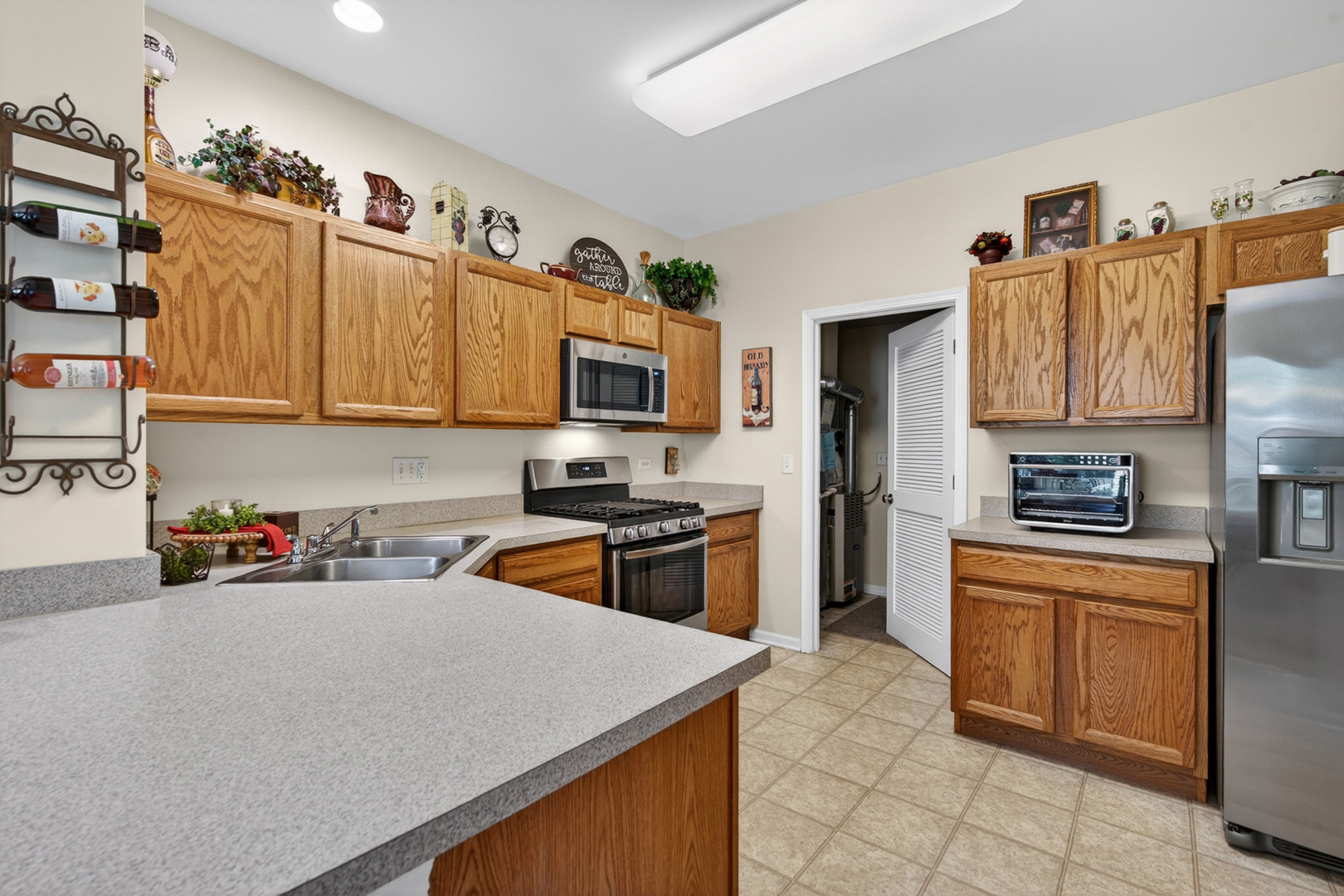 1688 Yellowstone Circle #47, Crystal Lake, IL 60014
