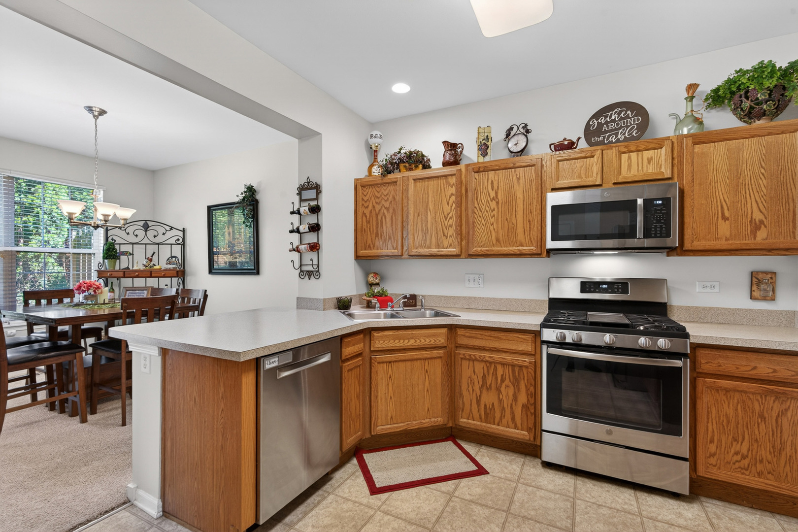 1688 Yellowstone Circle #47, Crystal Lake, IL 60014