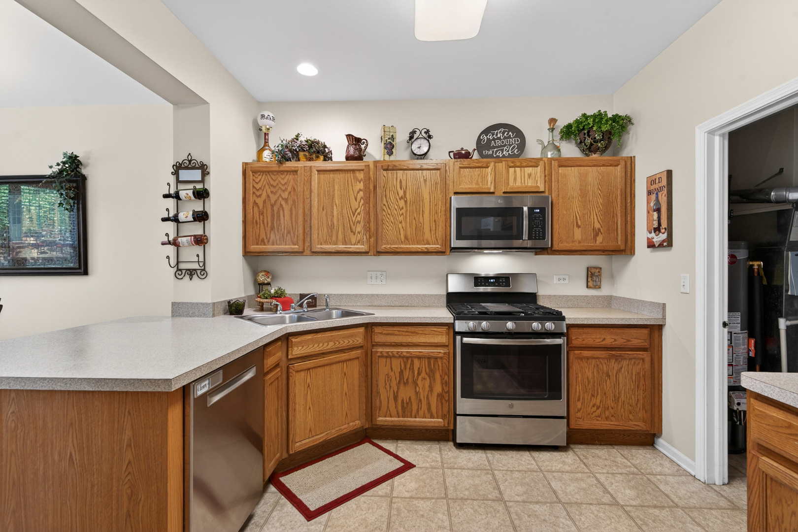 1688 Yellowstone Circle #47, Crystal Lake, IL 60014