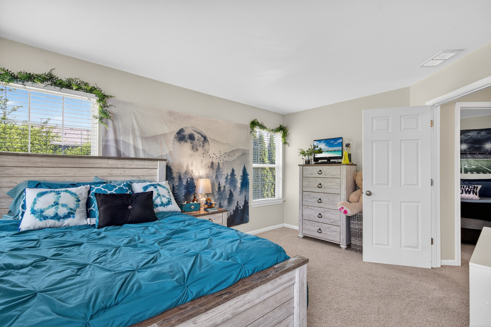 1688 Yellowstone Circle #47, Crystal Lake, IL 60014