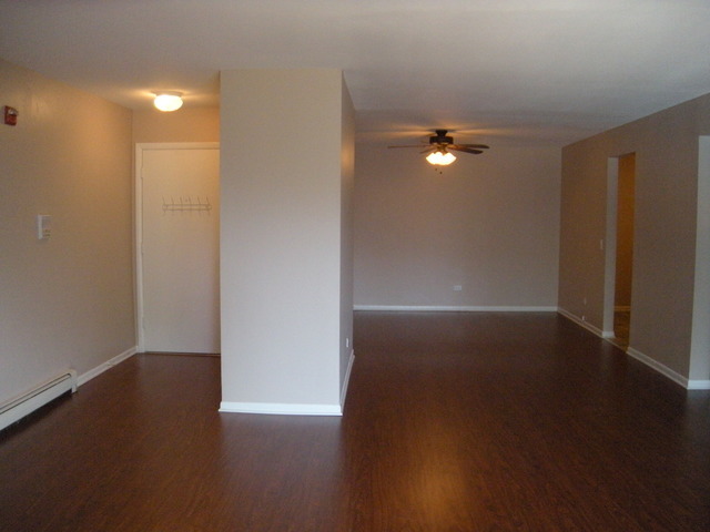 2343 Ogden Avenue #11, Downers Grove, IL 60515