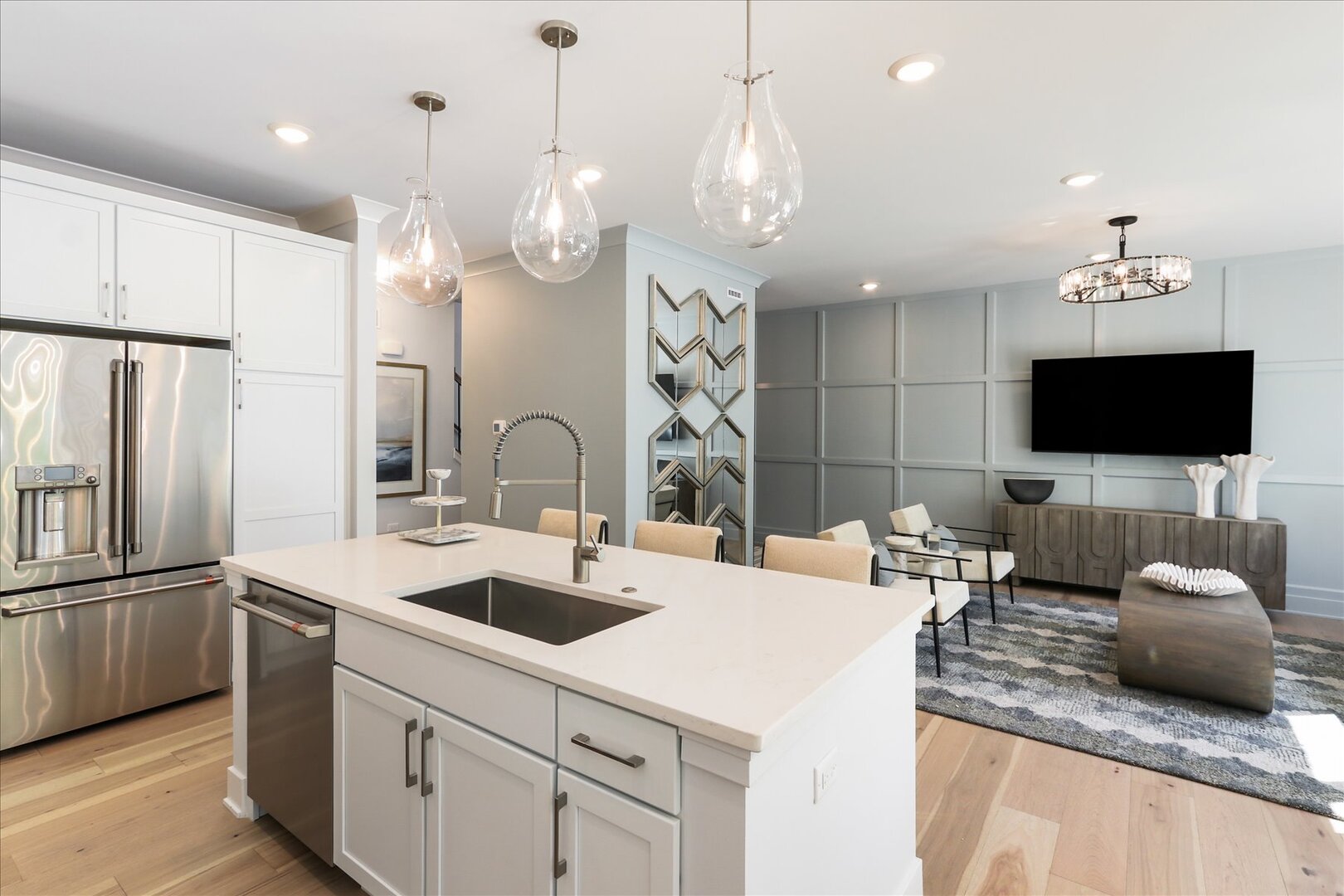 2072 Iron Ridge Lane, Naperville, IL 60563