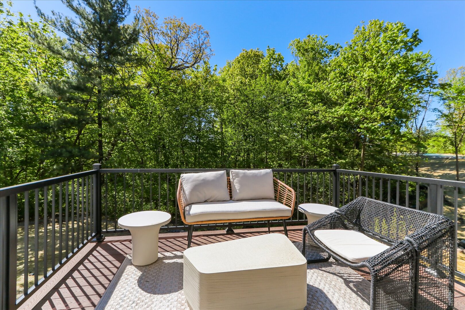 2072 Iron Ridge Lane, Naperville, IL 60563