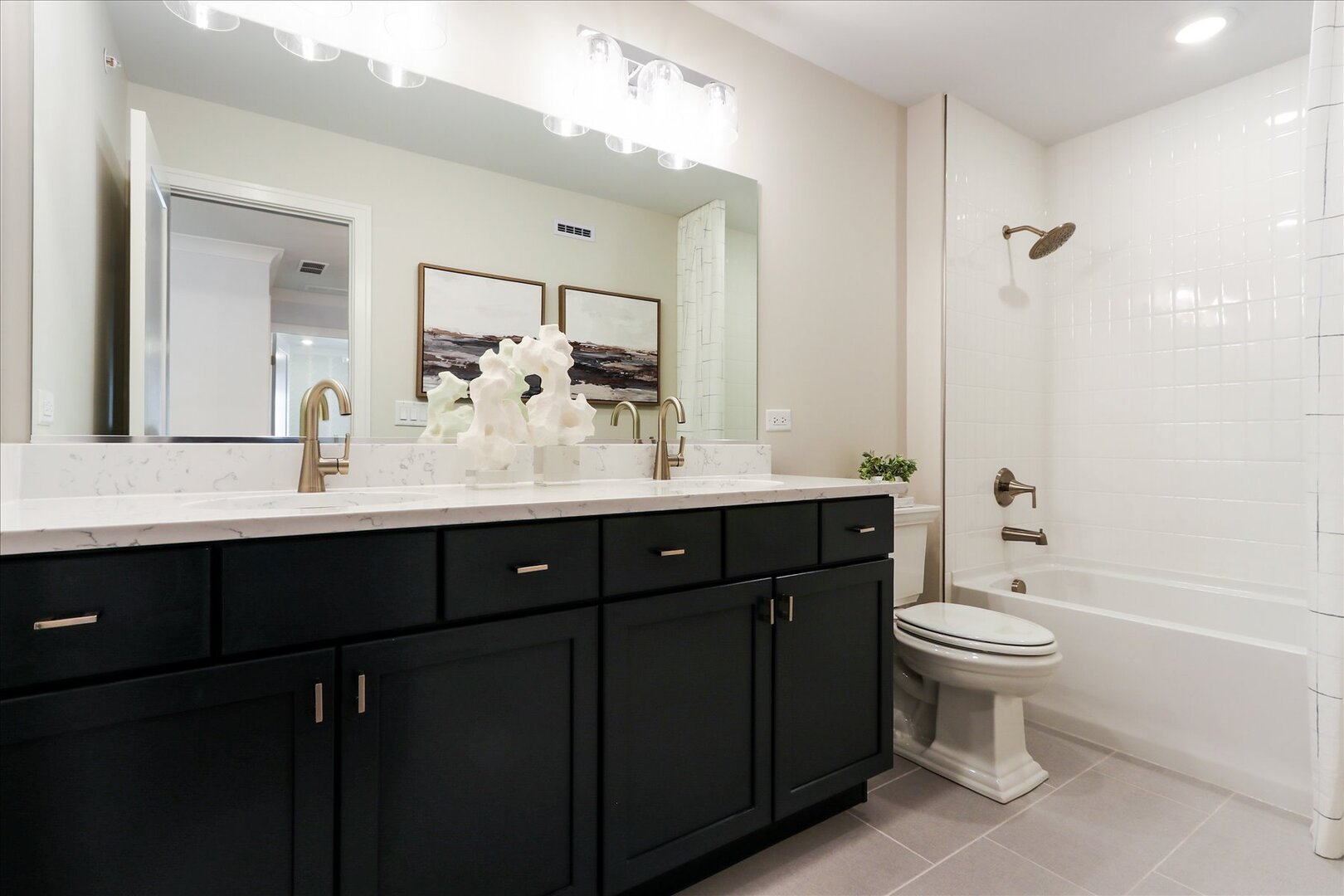 2072 Iron Ridge Lane, Naperville, IL 60563