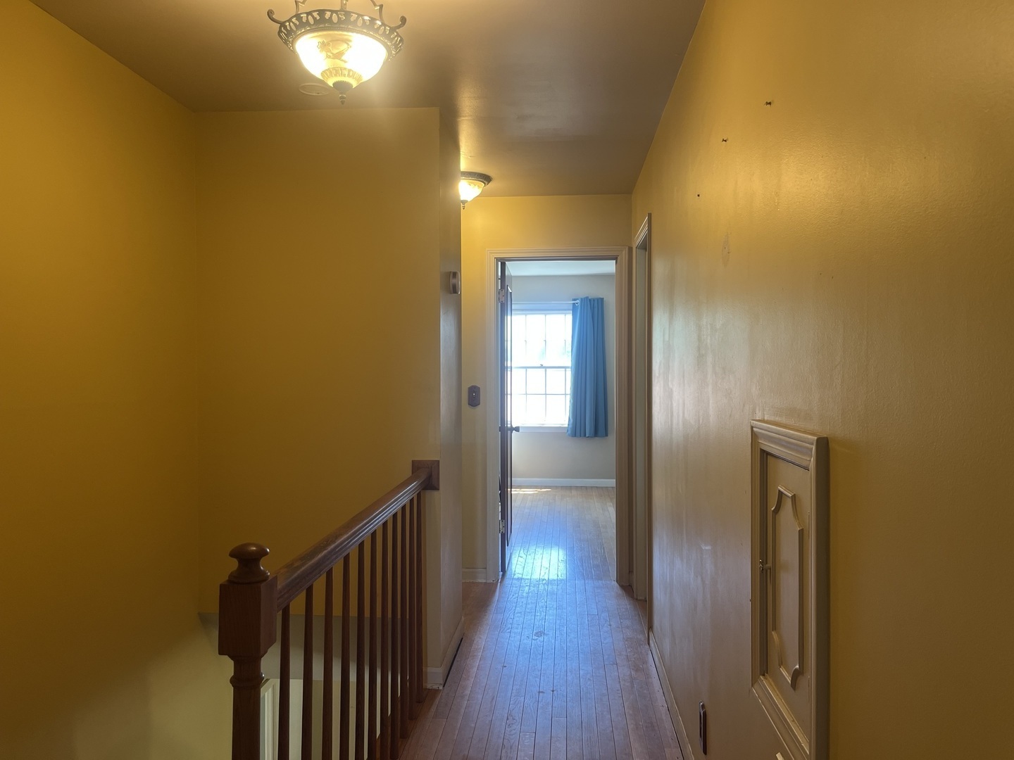 2221 Mayflower Drive, Aurora, IL 60506