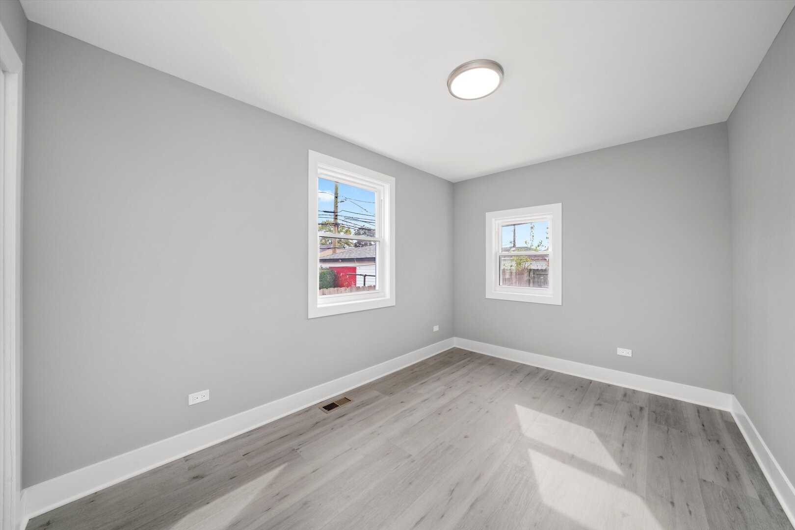 819 E 98th Place, Chicago, IL 60628