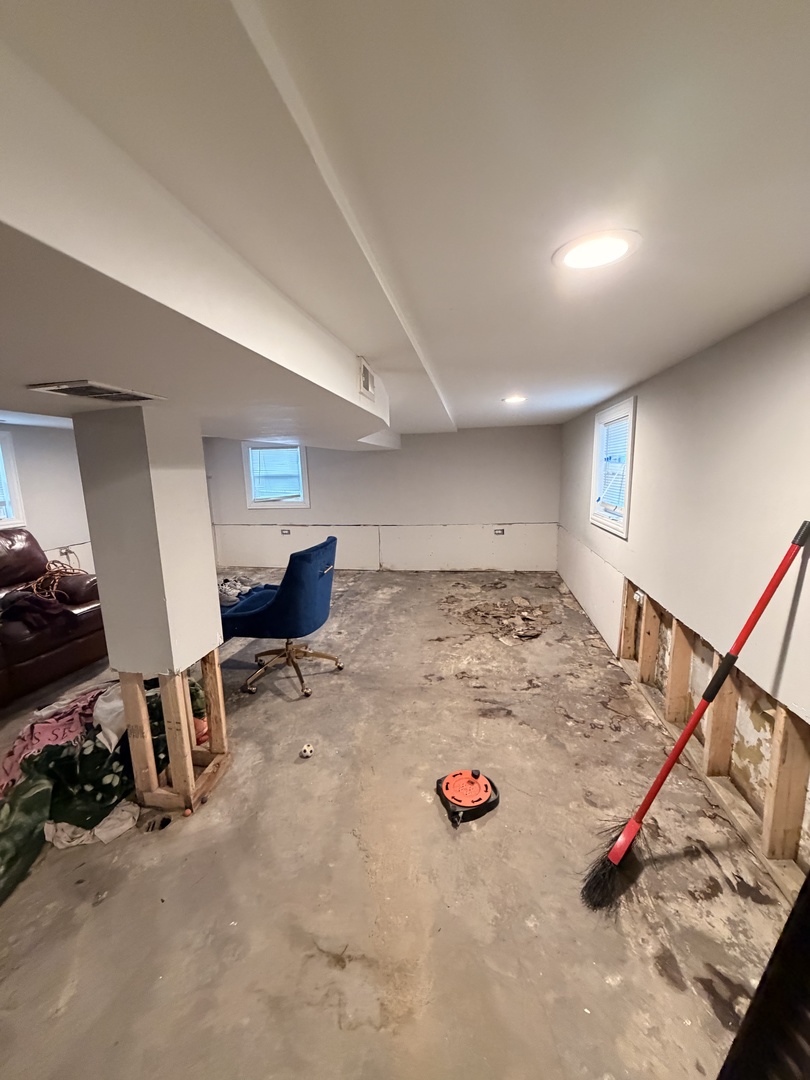 5418 W 25th Place, Cicero, IL 60804