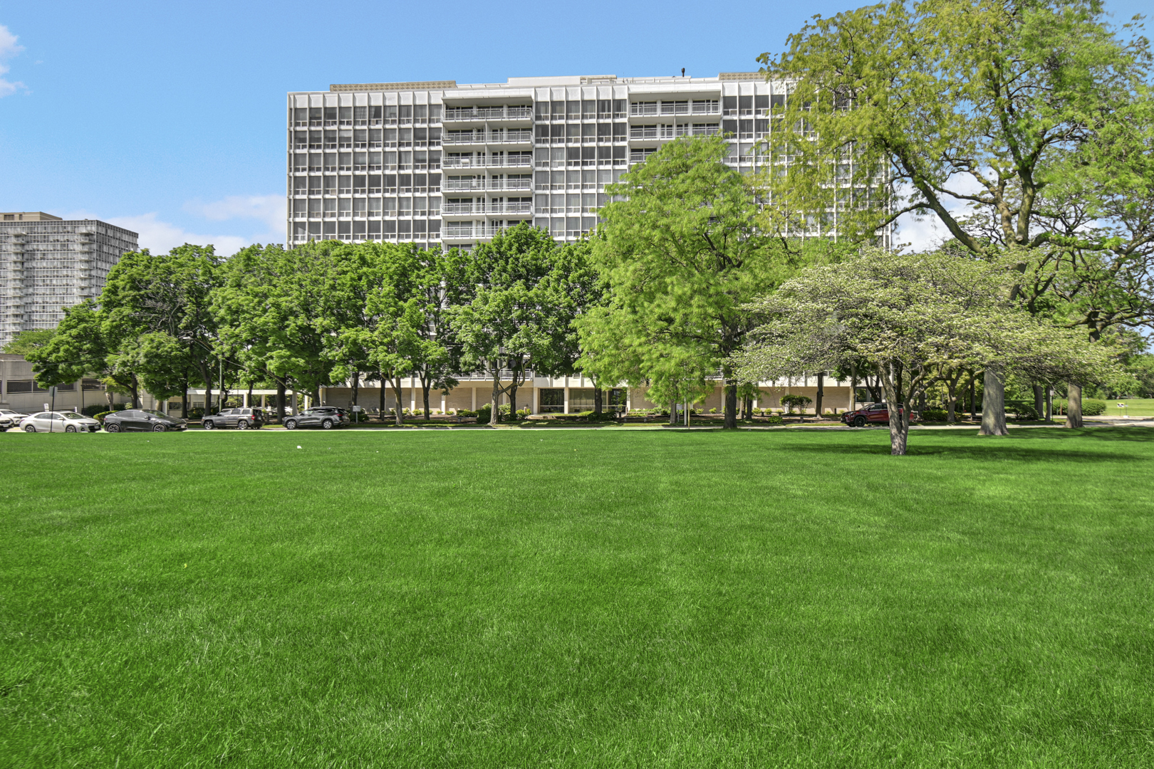 601 E 32nd Street #403, Chicago, IL 60616