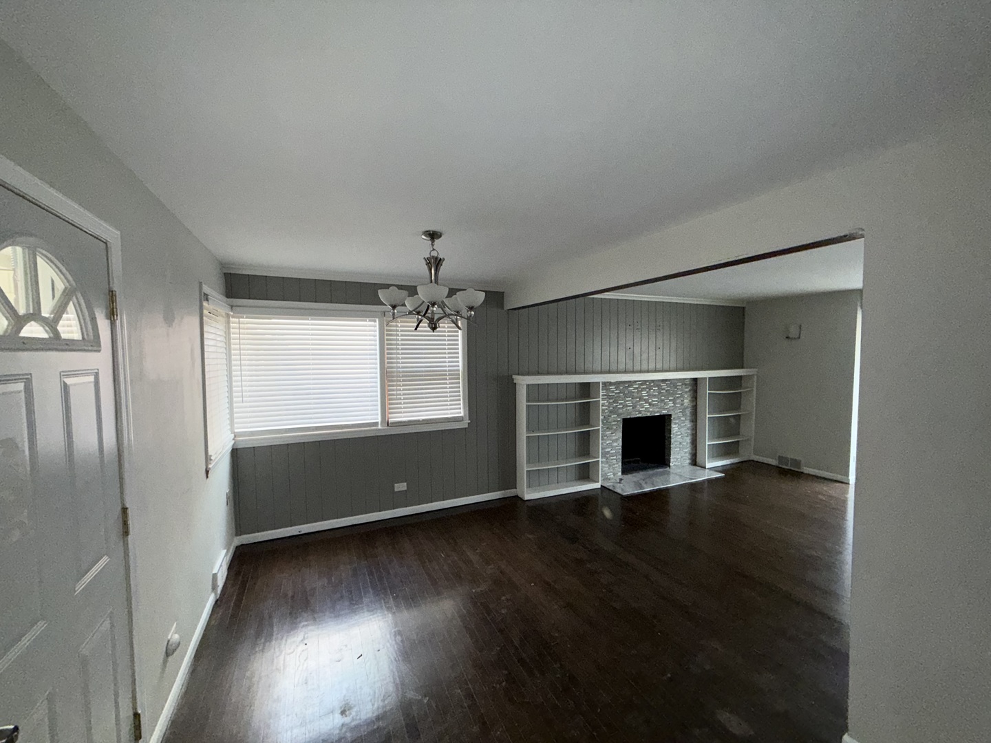7 W 148th Street, Dolton, IL 60419