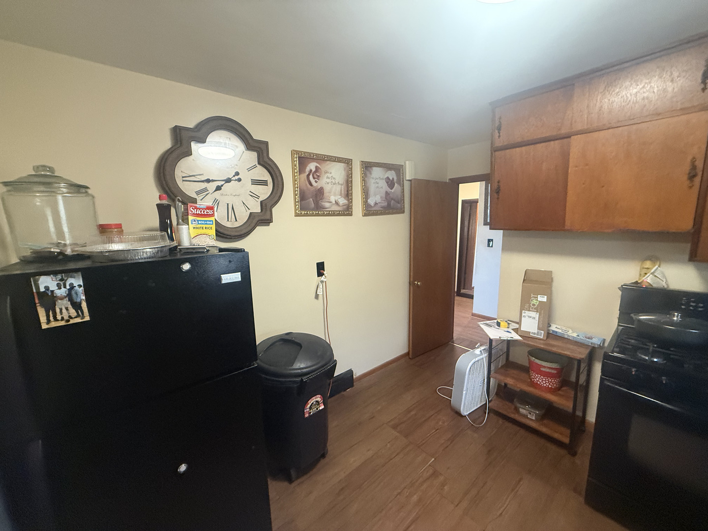 820 Cedar Avenue, Waukegan, IL 60085