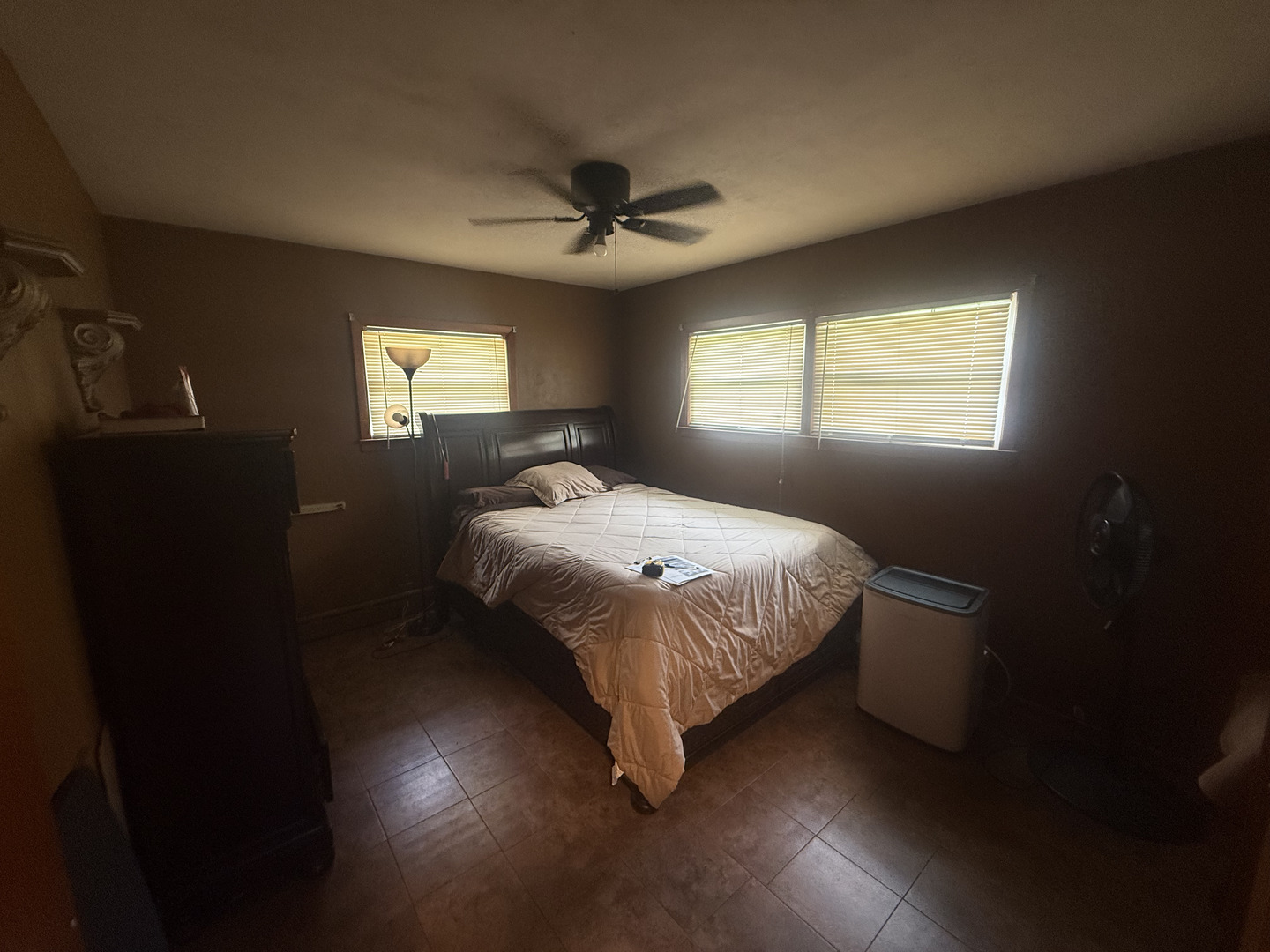820 Cedar Avenue, Waukegan, IL 60085