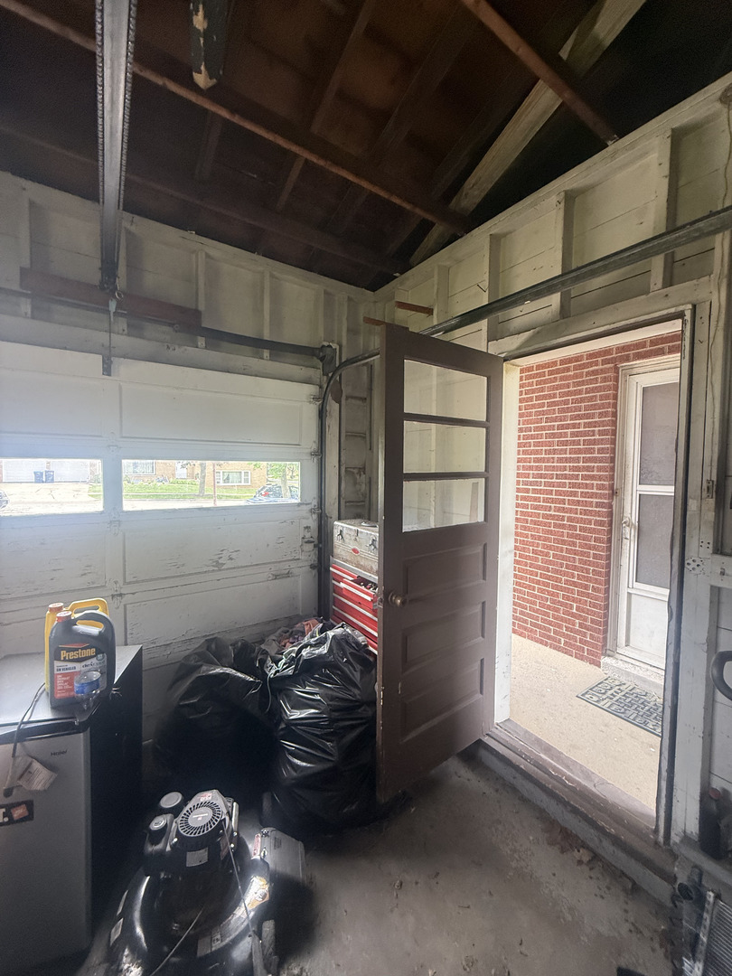 820 Cedar Avenue, Waukegan, IL 60085