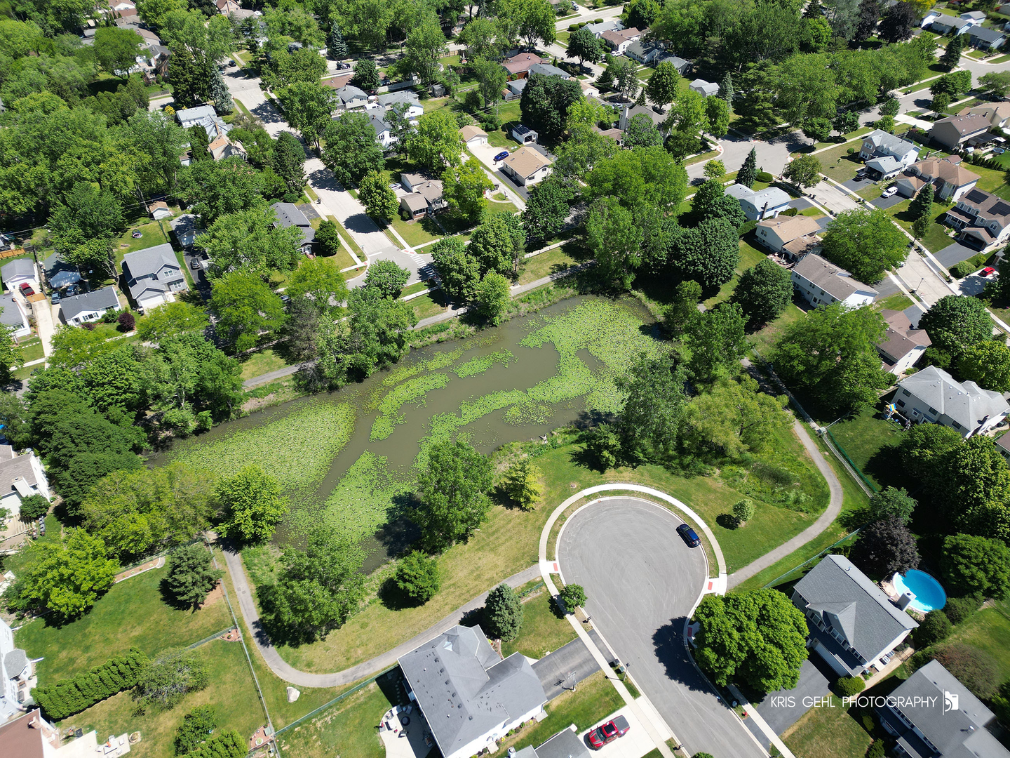16 S Emerald Avenue, Mundelein, IL 60060