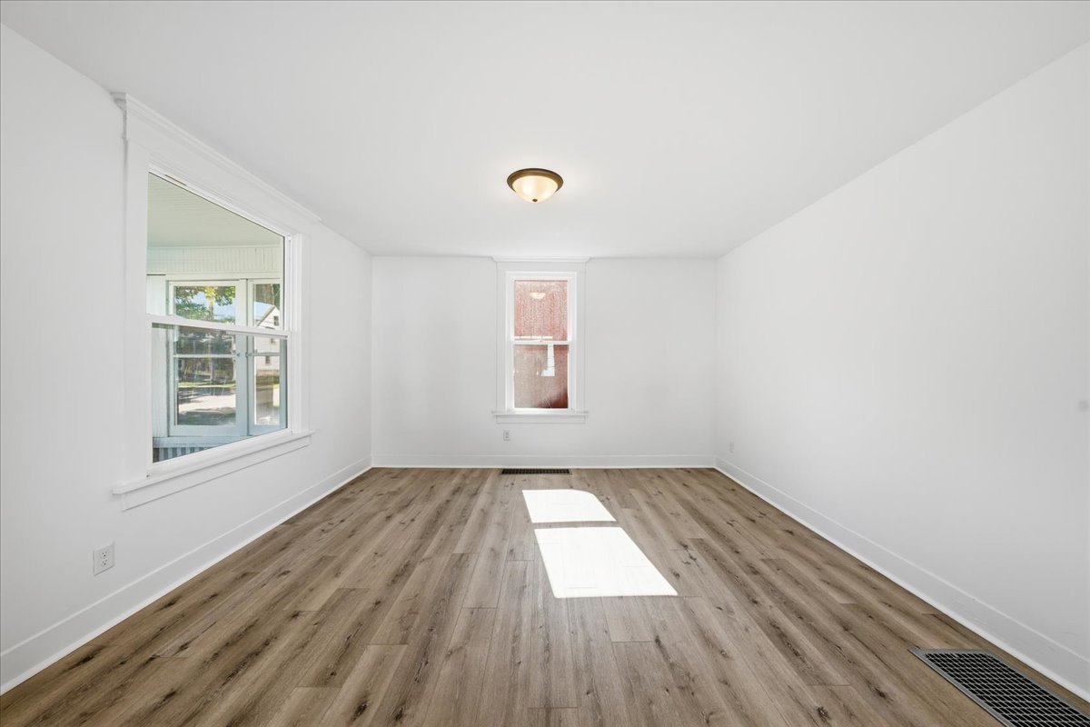 311 North Avenue, Naperville, IL 60540