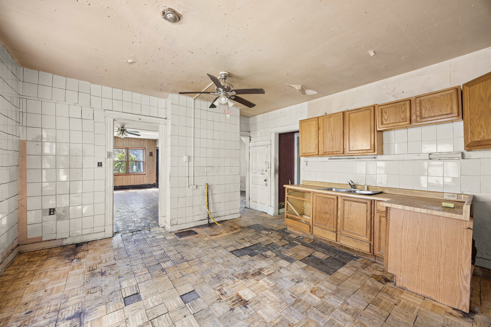 10631 S Wabash Avenue, Chicago, IL 60628