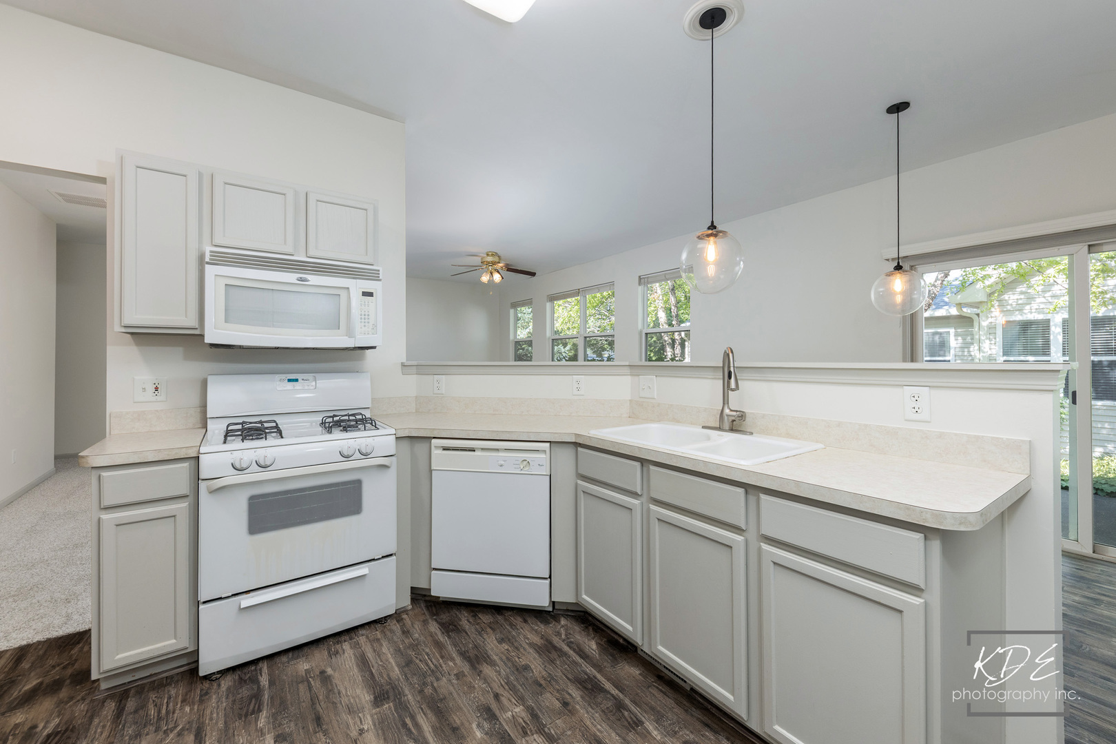 636 S Cadillac Circle, Romeoville, IL 60446