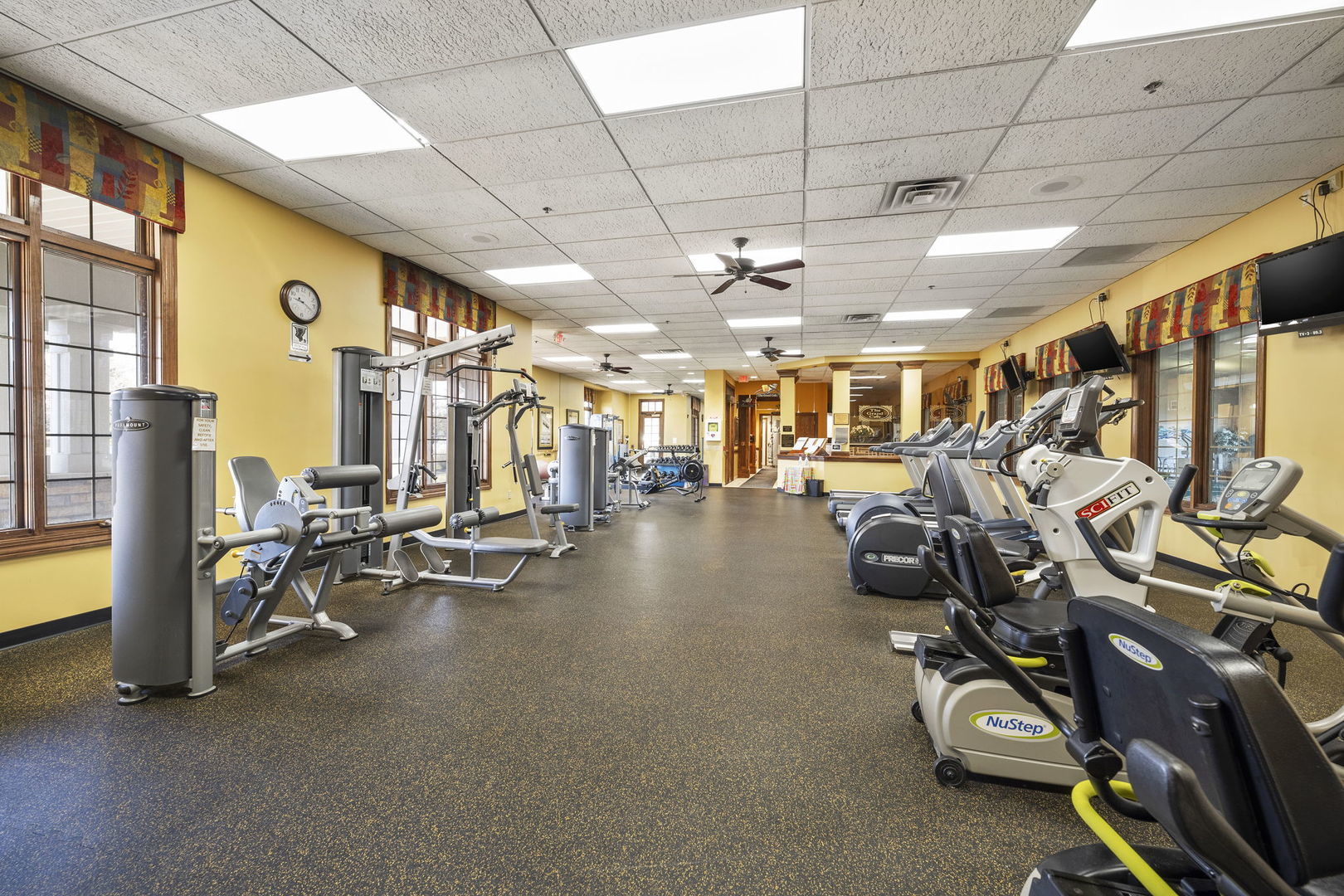 636 S Cadillac Circle, Romeoville, IL 60446