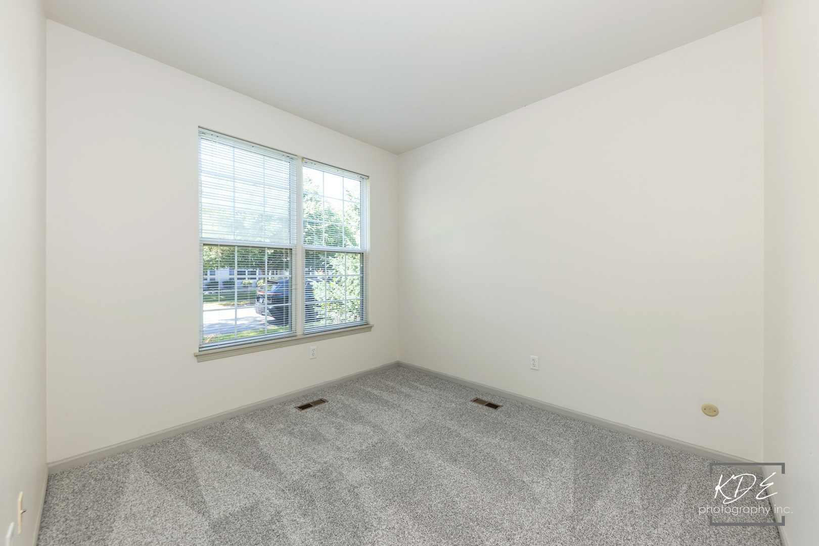 636 S Cadillac Circle, Romeoville, IL 60446