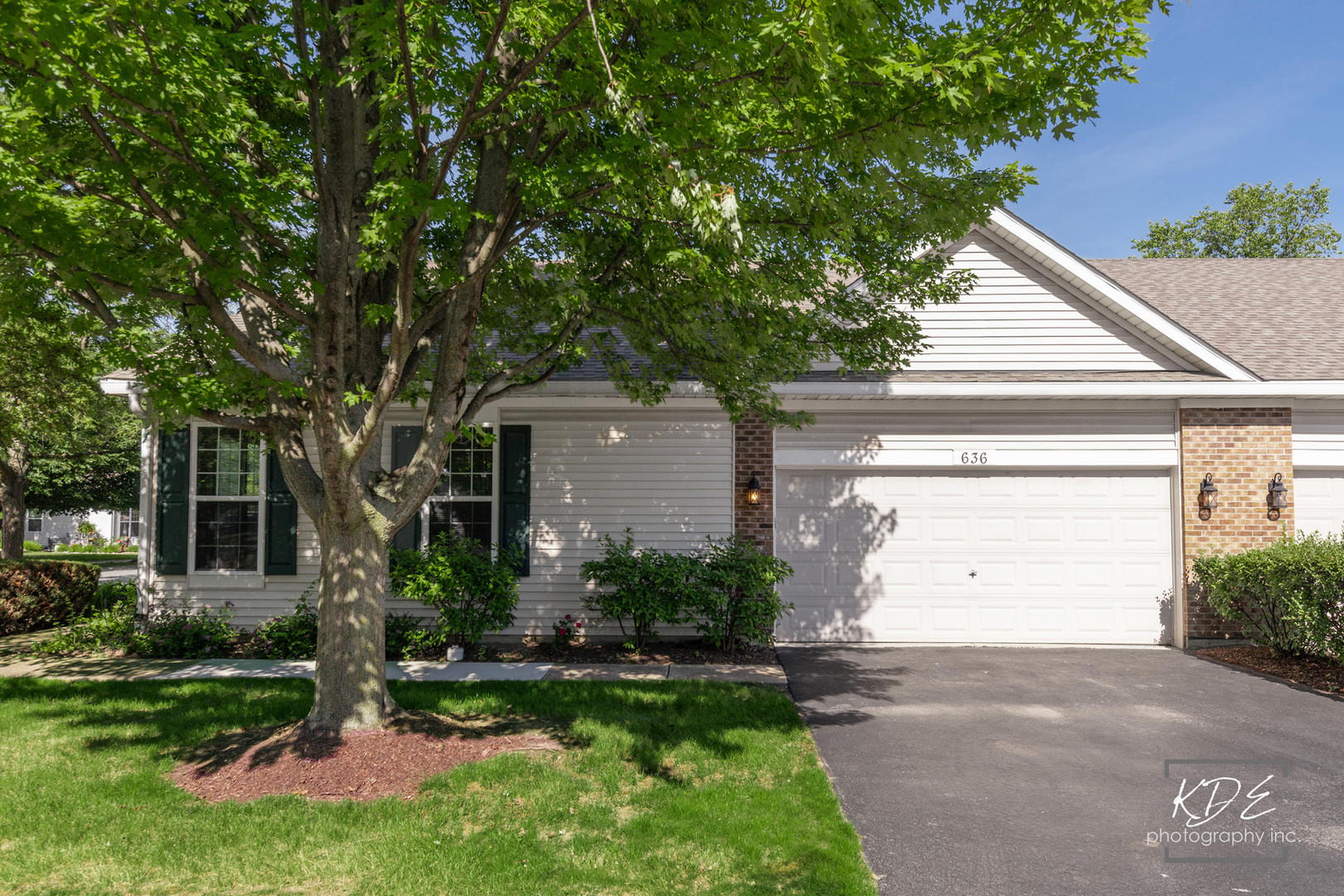 636 S Cadillac Circle, Romeoville, IL 60446