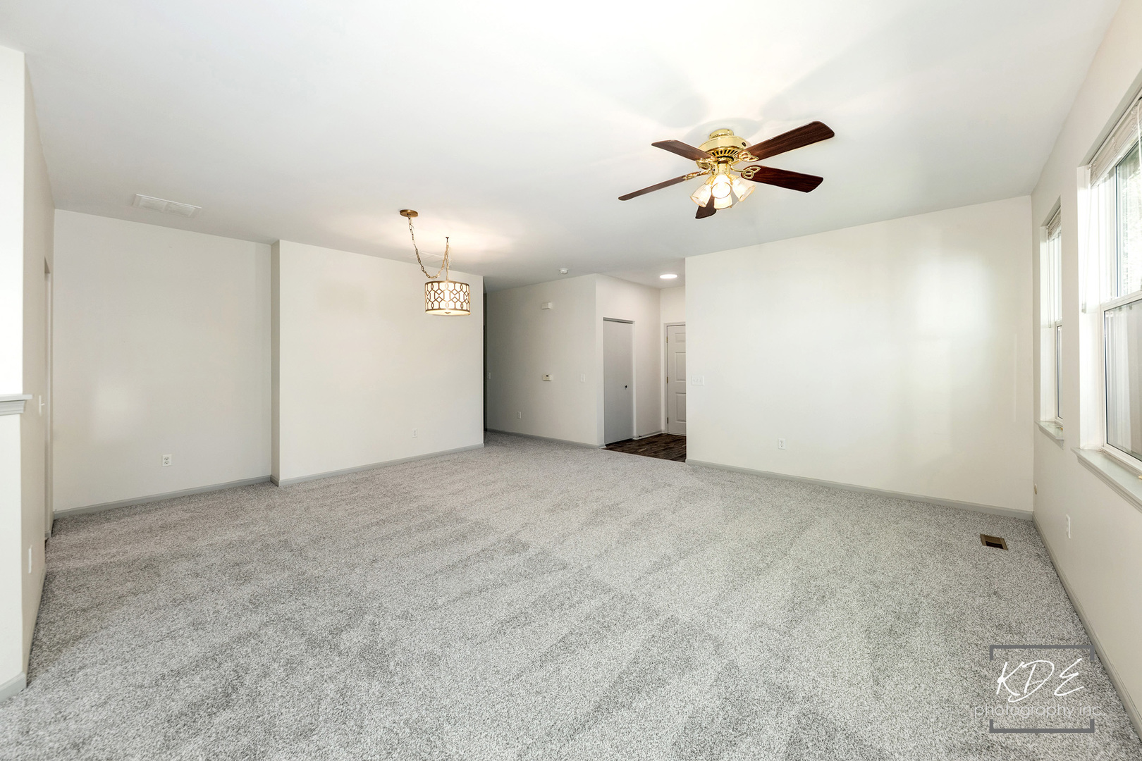 636 S Cadillac Circle, Romeoville, IL 60446