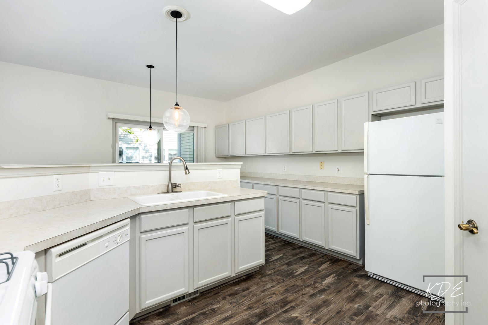 636 S Cadillac Circle, Romeoville, IL 60446
